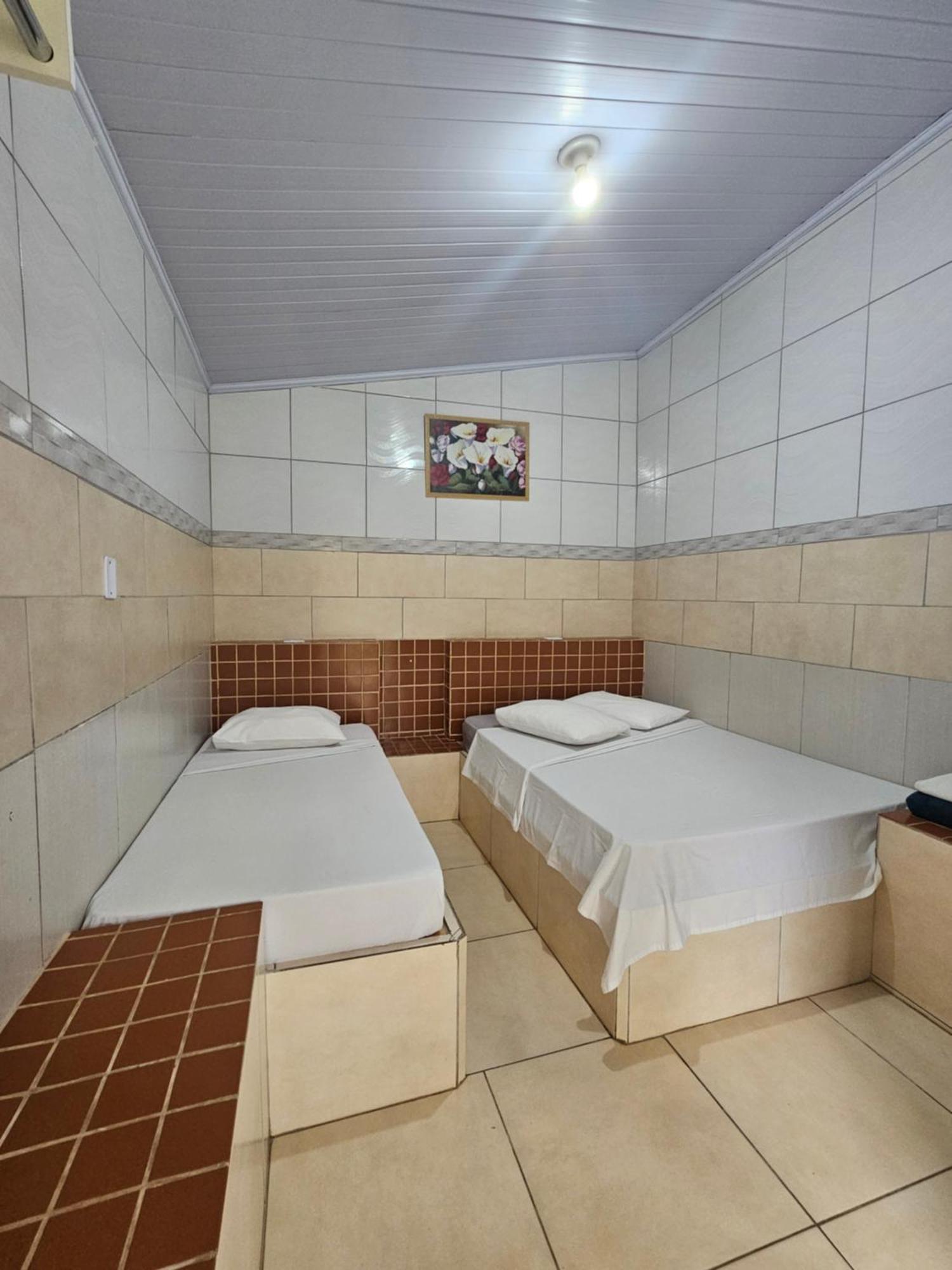 Arahra Hotel Aparecida de Goiânia Buitenkant foto
